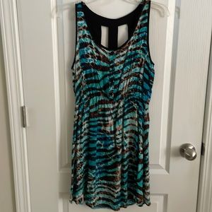 Eyeshadow Summer Dress with Open Back. Size Large. New With Tags